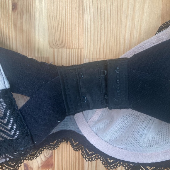 Intimate by CHANGE 32E lace bra - Picture 5 of 5